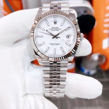 217c9195-f5b2-4280-92a1-29fff700c569